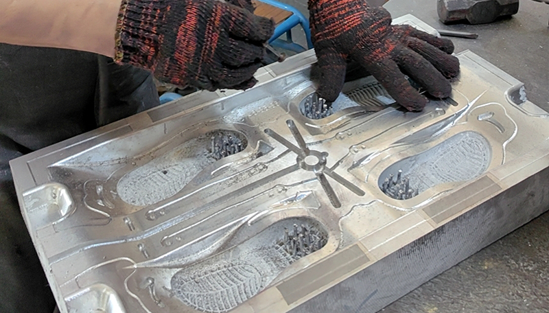 Mould factory (10).mp4