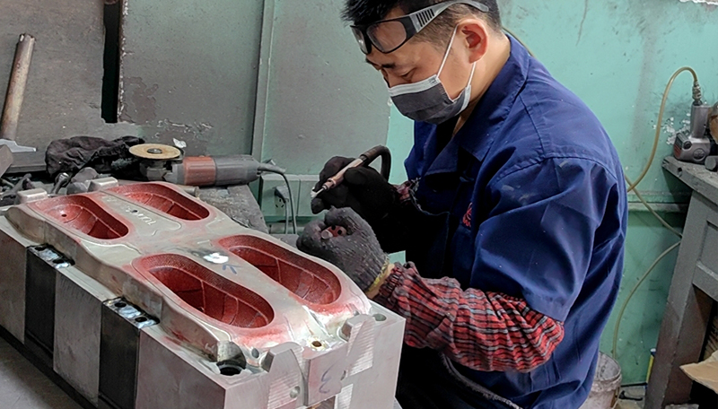 Mould factory (4).mp4