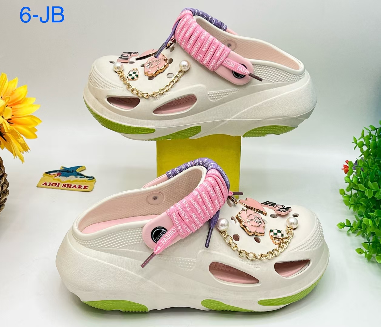clog shoes 