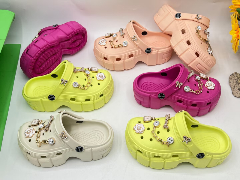 EVA CLOGS