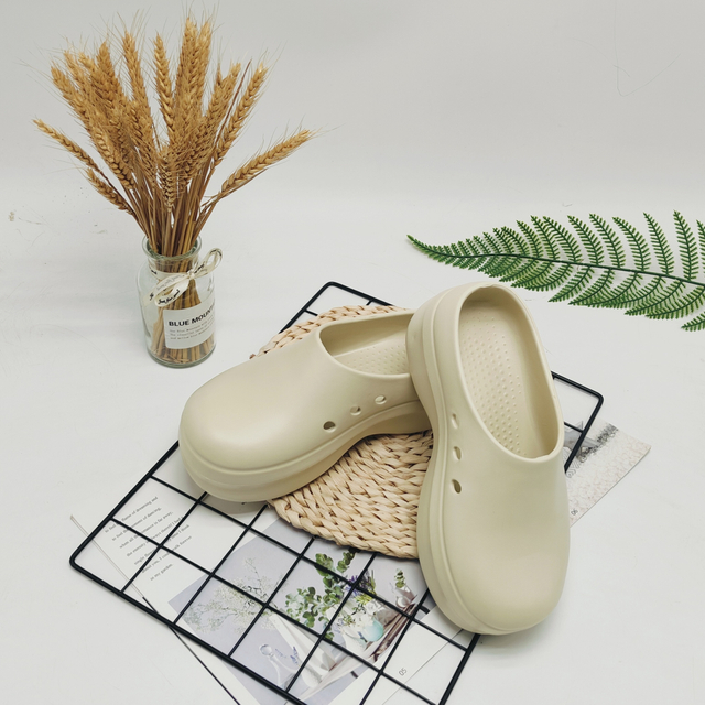 EVA CLOGS
