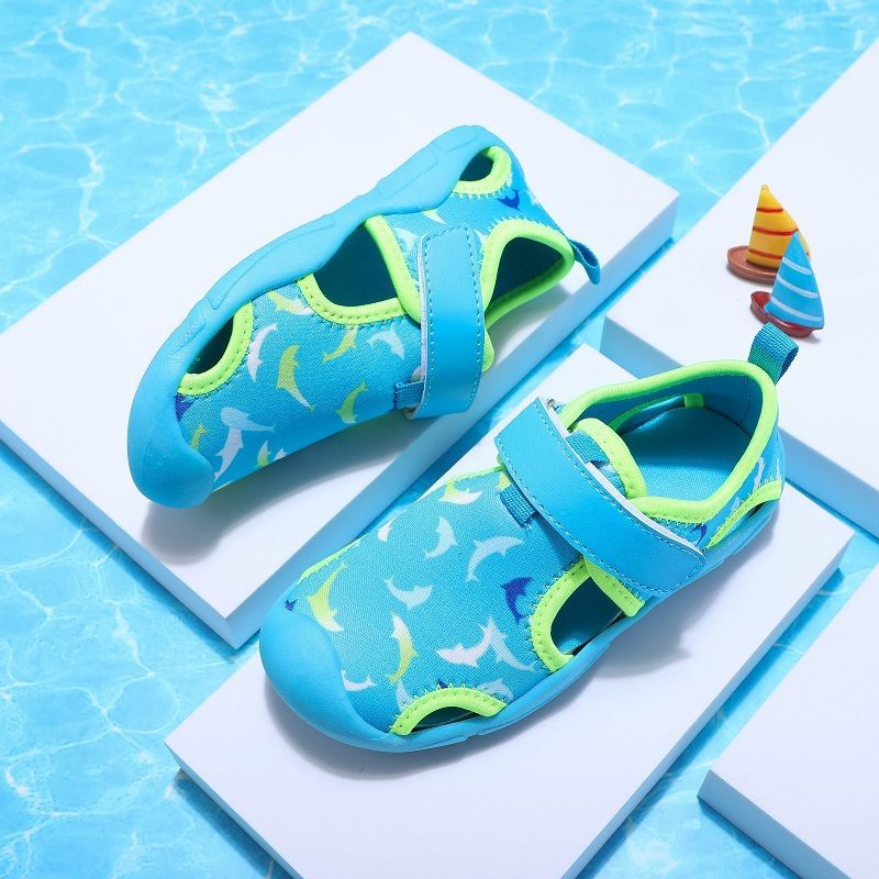 water shoes 