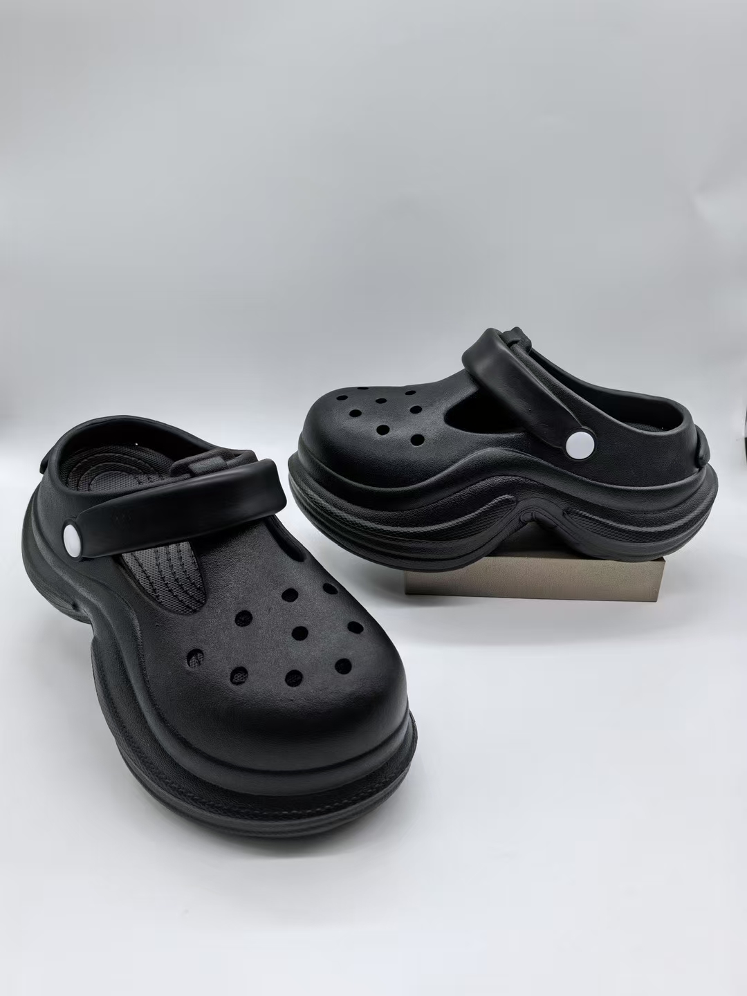 EVA CLOGS