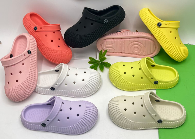 EVA CLOGS