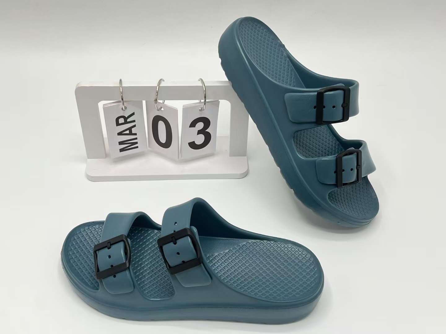 EVA CLOGS