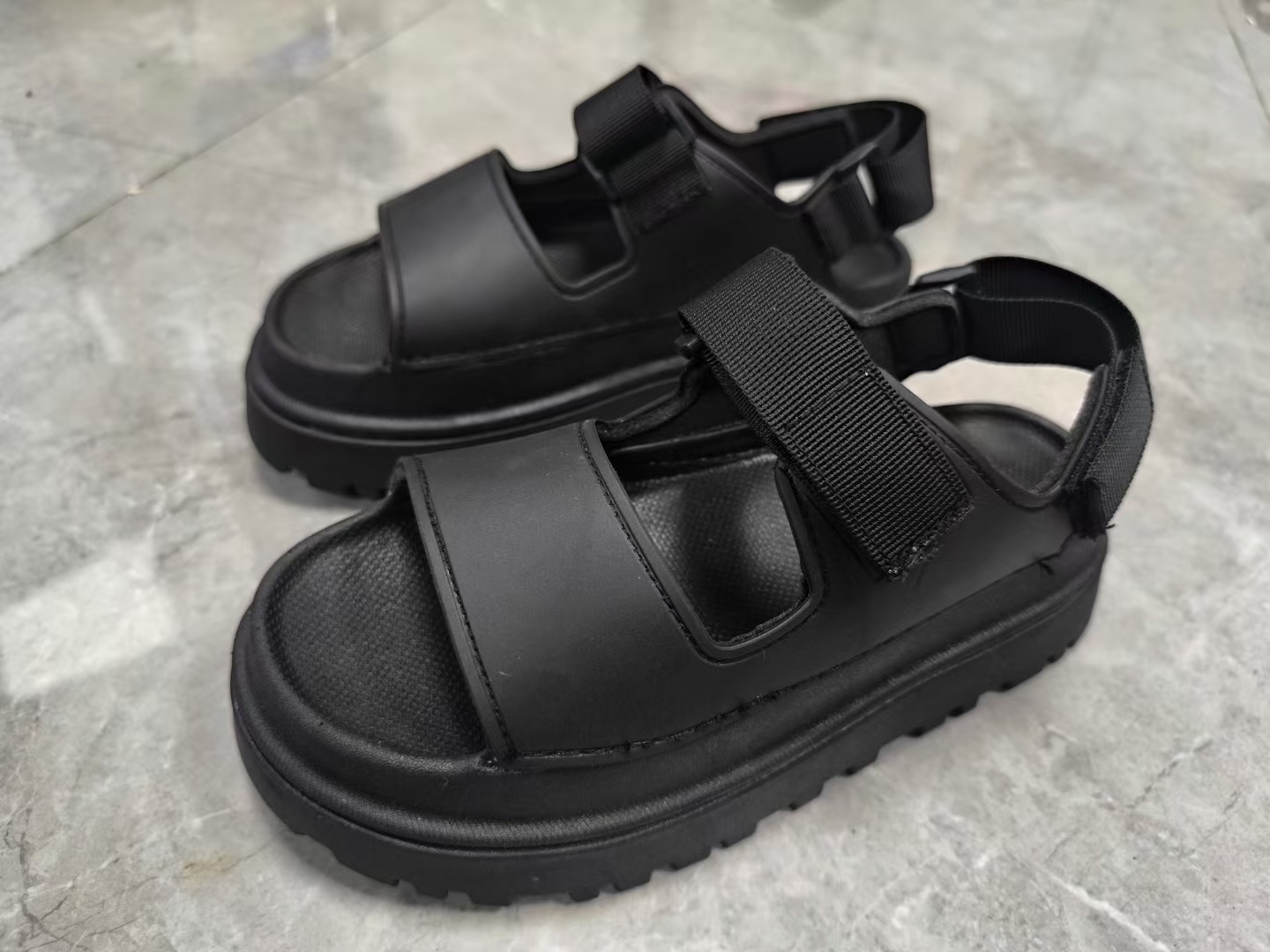 clog shoes 