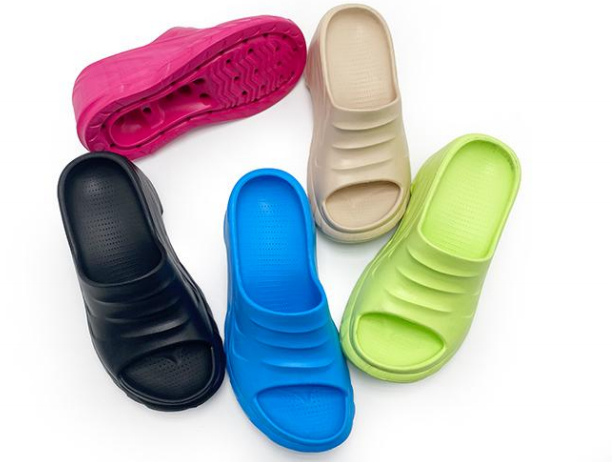 EVA CLOGS