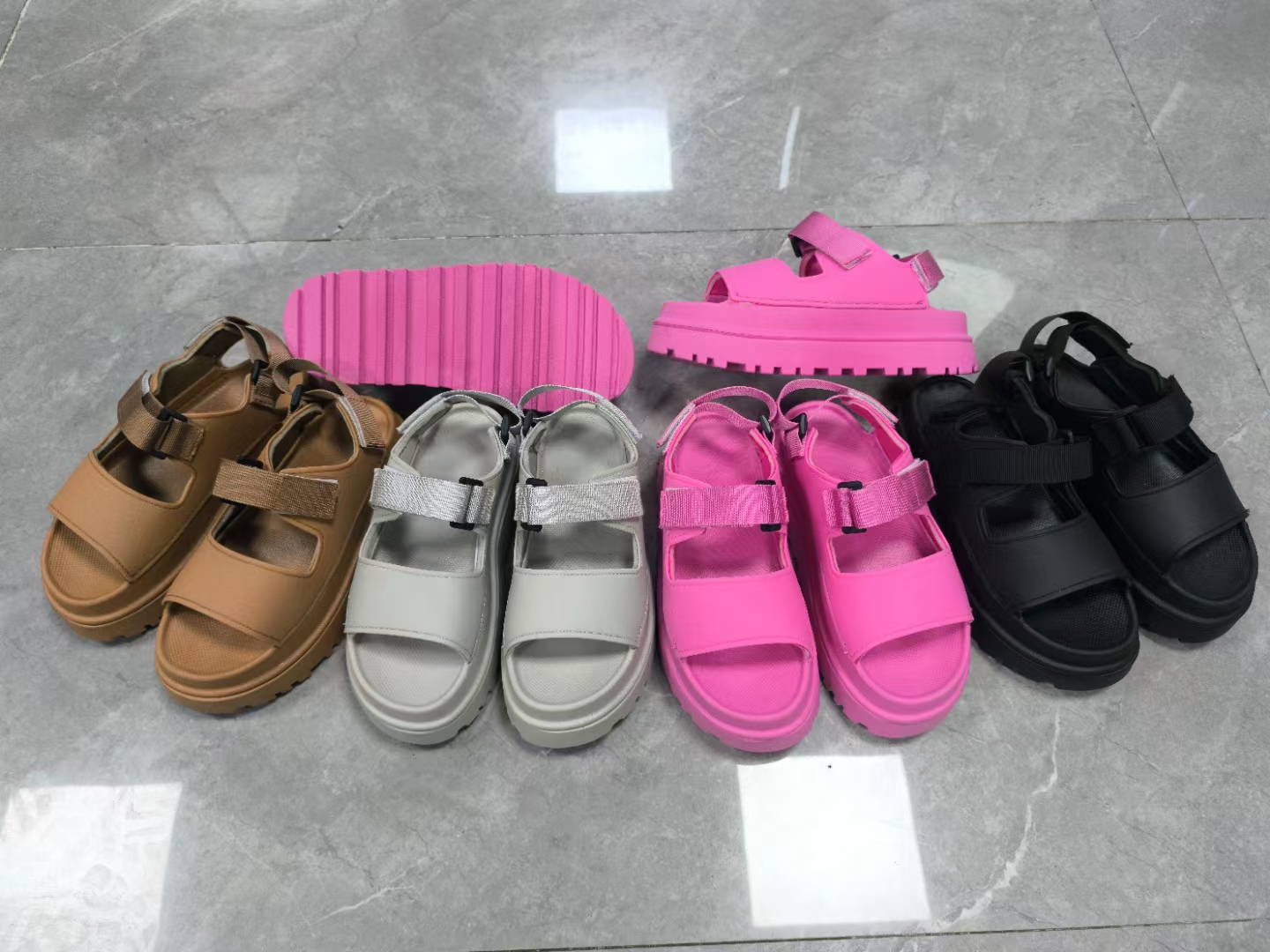 clog shoes 