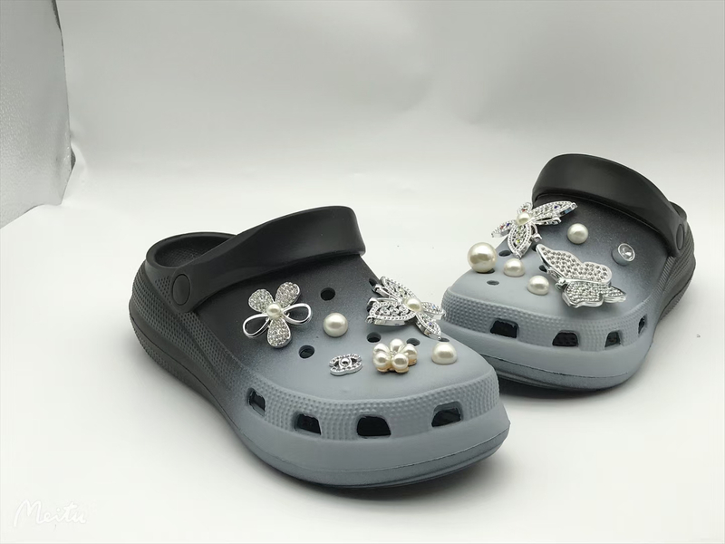 clog shoes 