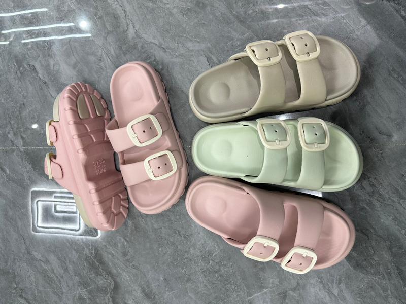 EVA CLOGS