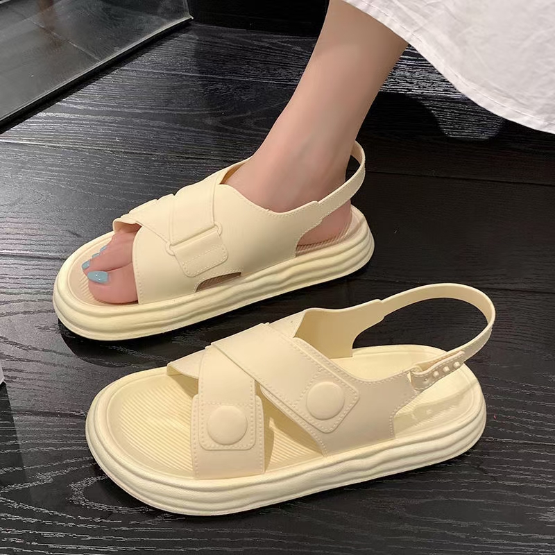 Eva Sandals