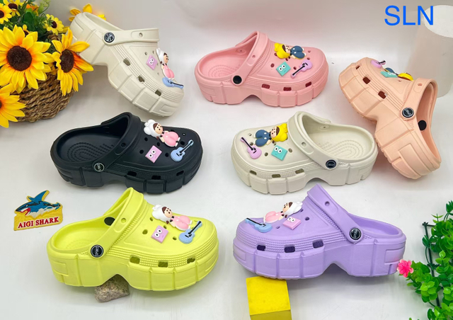 EVA CLOGS