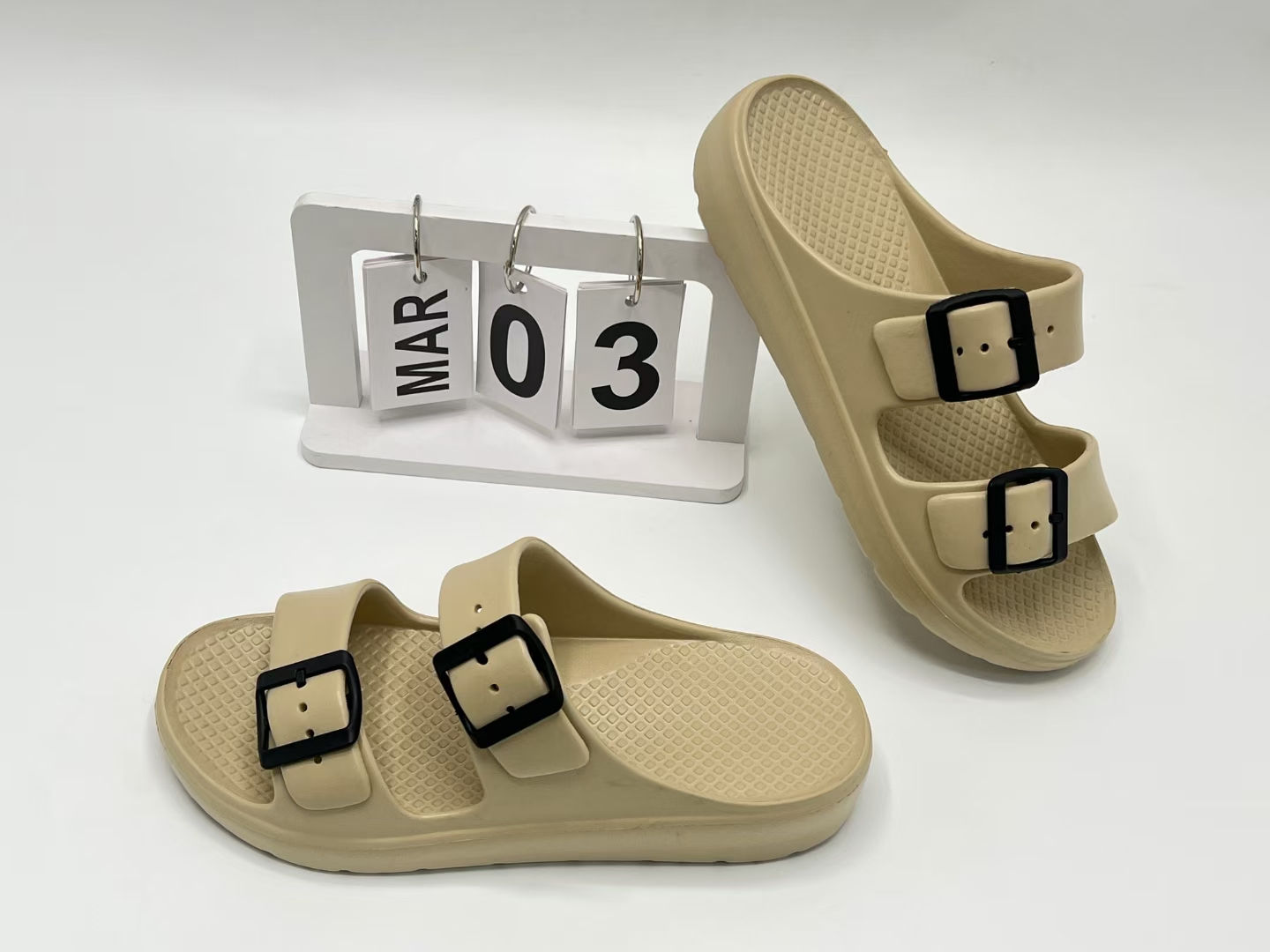 EVA CLOGS