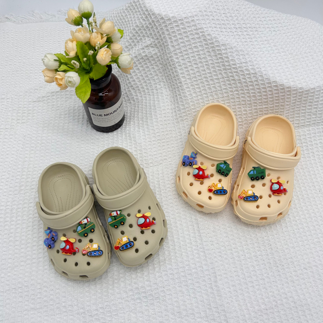EVA CLOGS