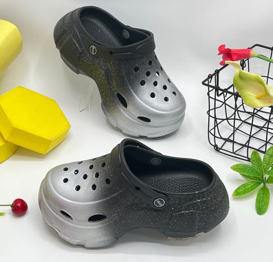 clog shoes 