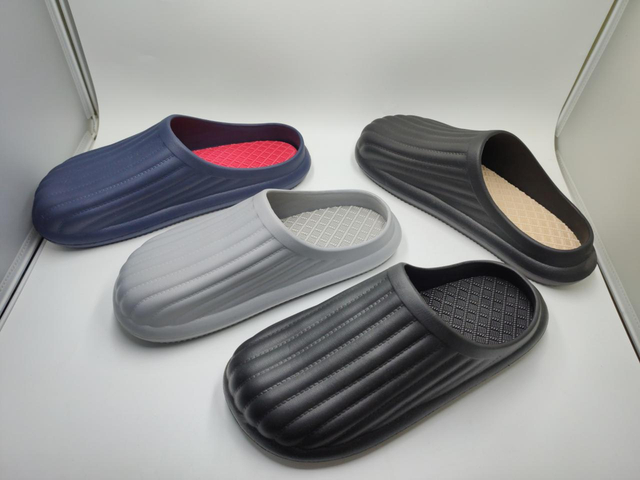 EVA CLOGS