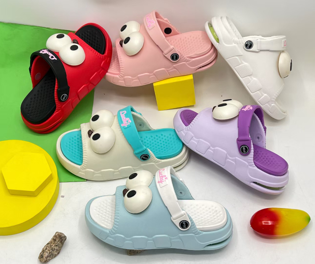 EVA CLOGS