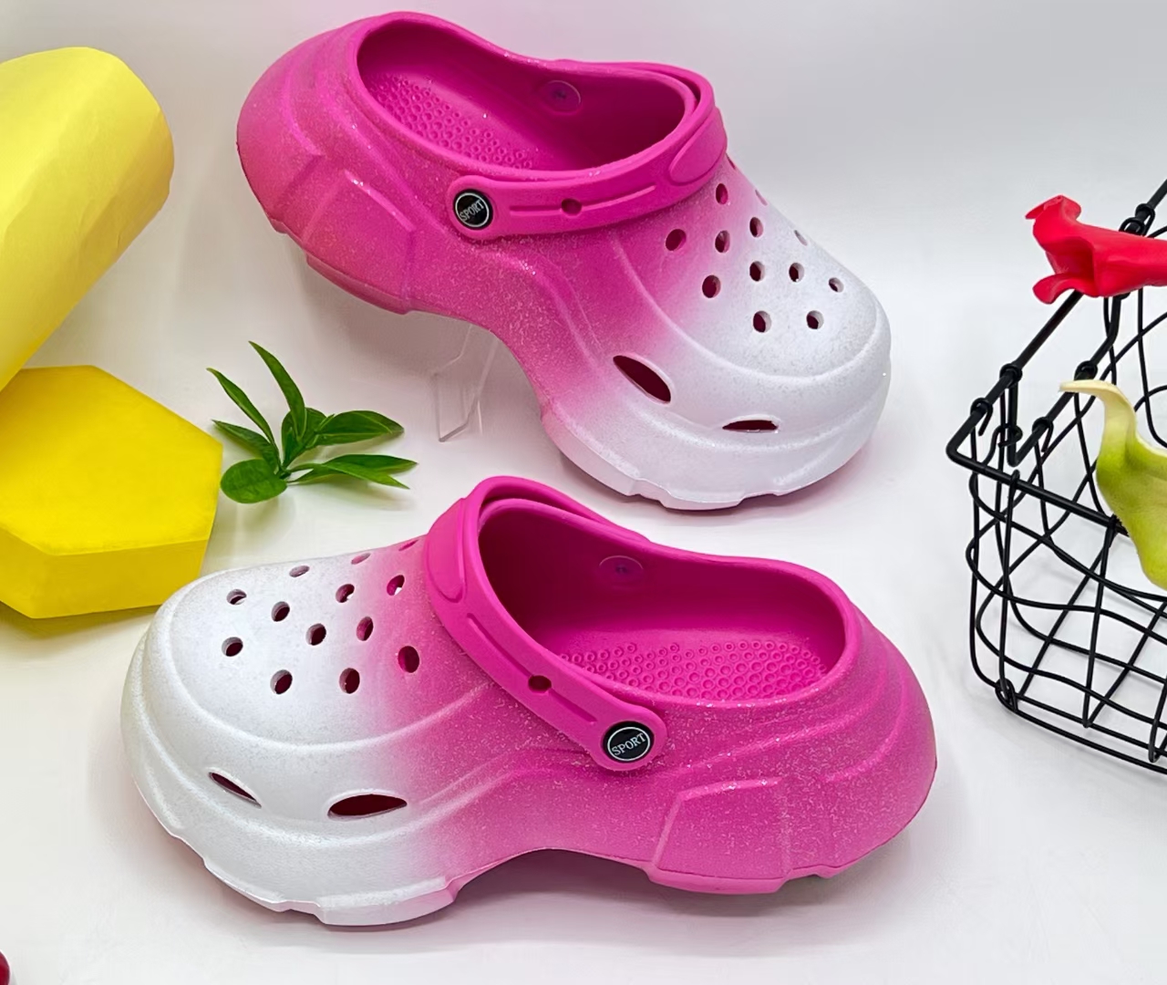 clog shoes 