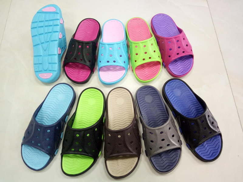 EVA CLOGS