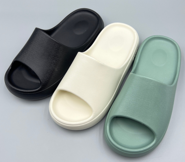 EVA CLOGS