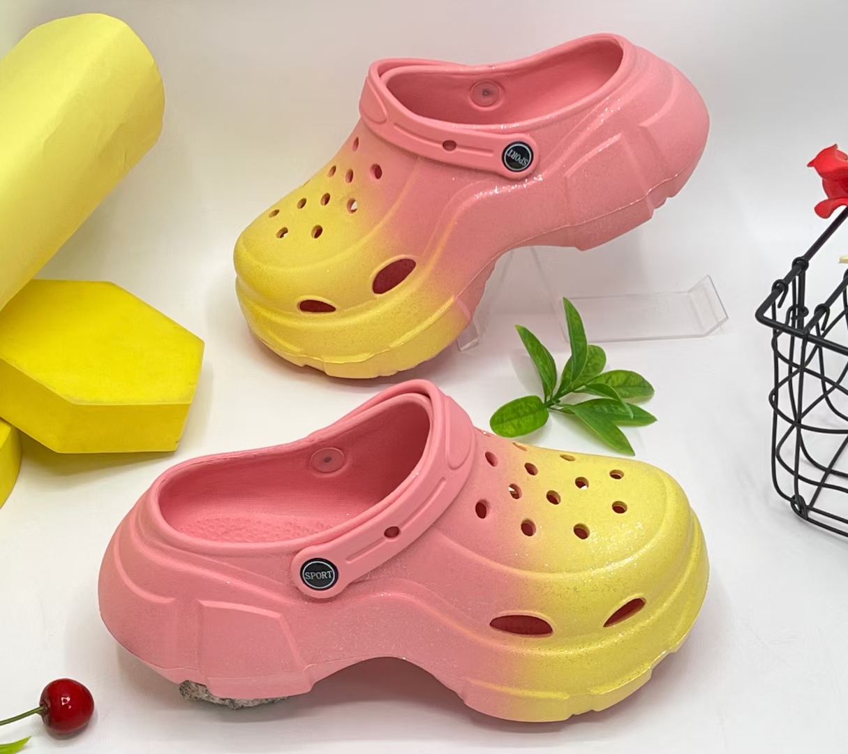 clog shoes 