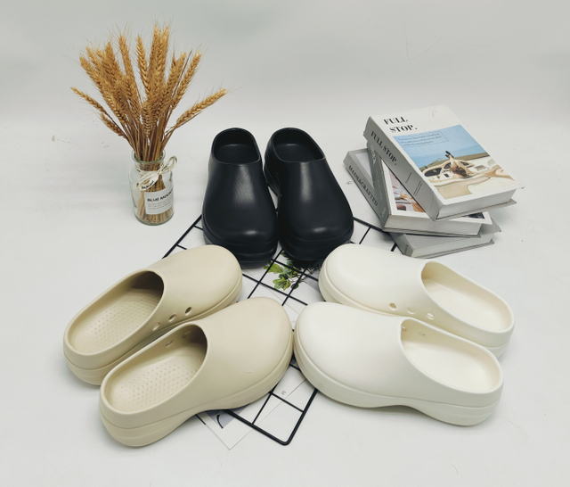 Ladies Garden Clogs Slip On Womens And Mens Slipper