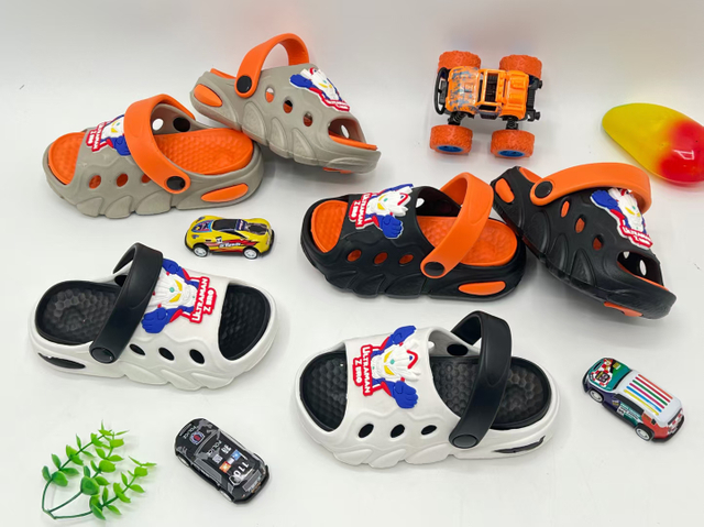 Ladies Garden Clogs Slip On Womens And Mens Slipper