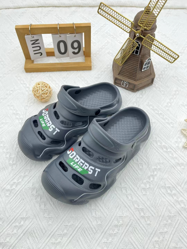 clog shoes 