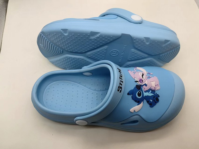 kids clogs