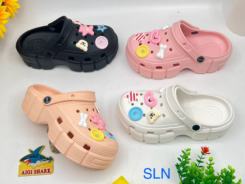 EVA CLOGS