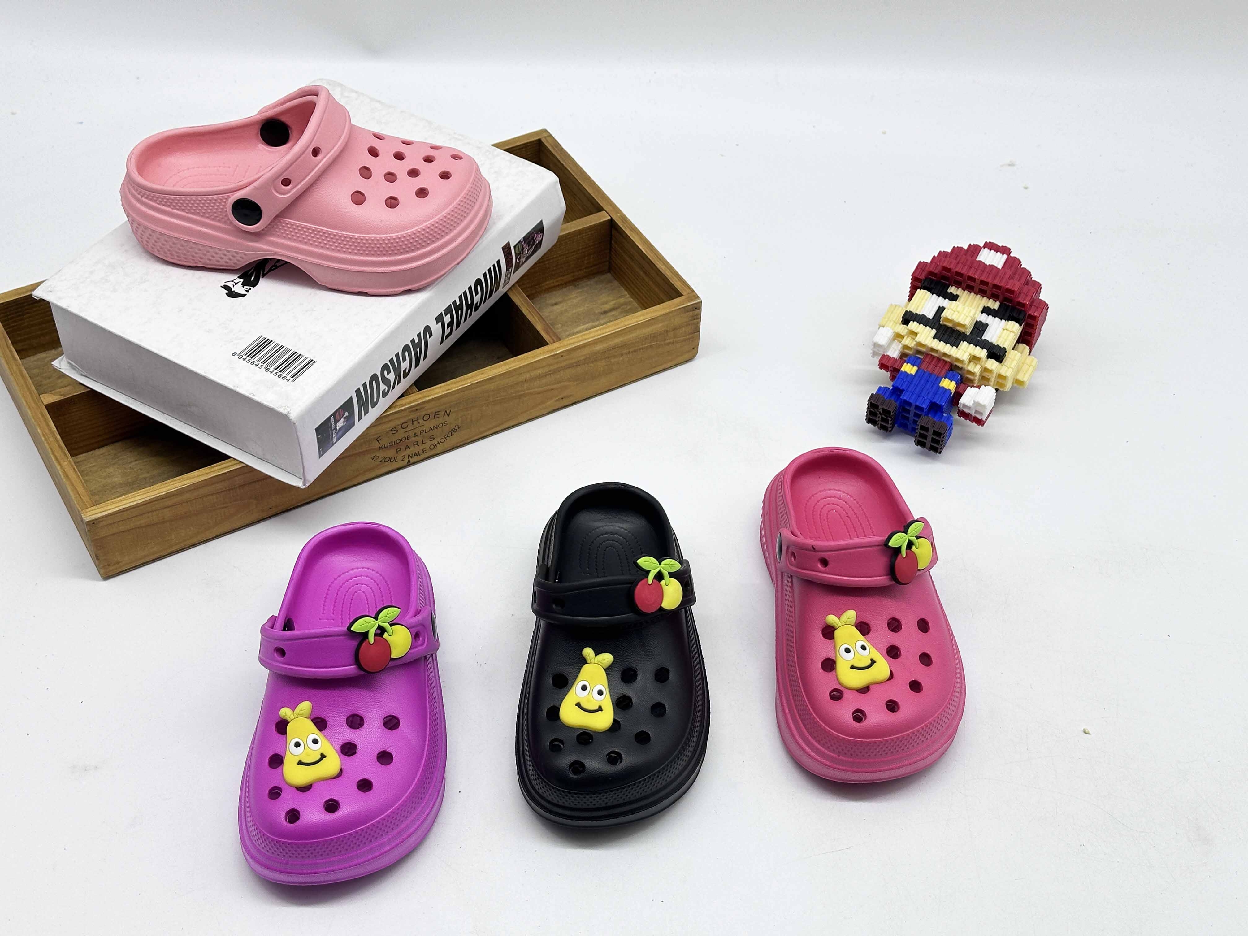 EVA CLOGS