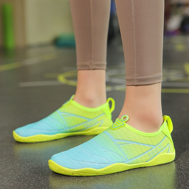Aqua Shoes 