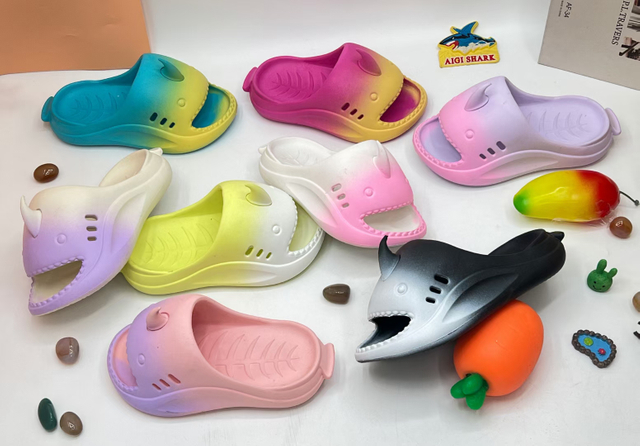 EVA CLOGS