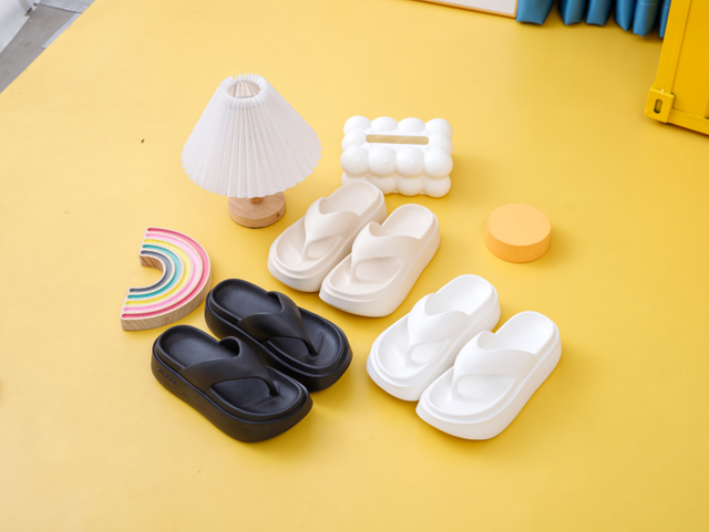 EVA CLOGS
